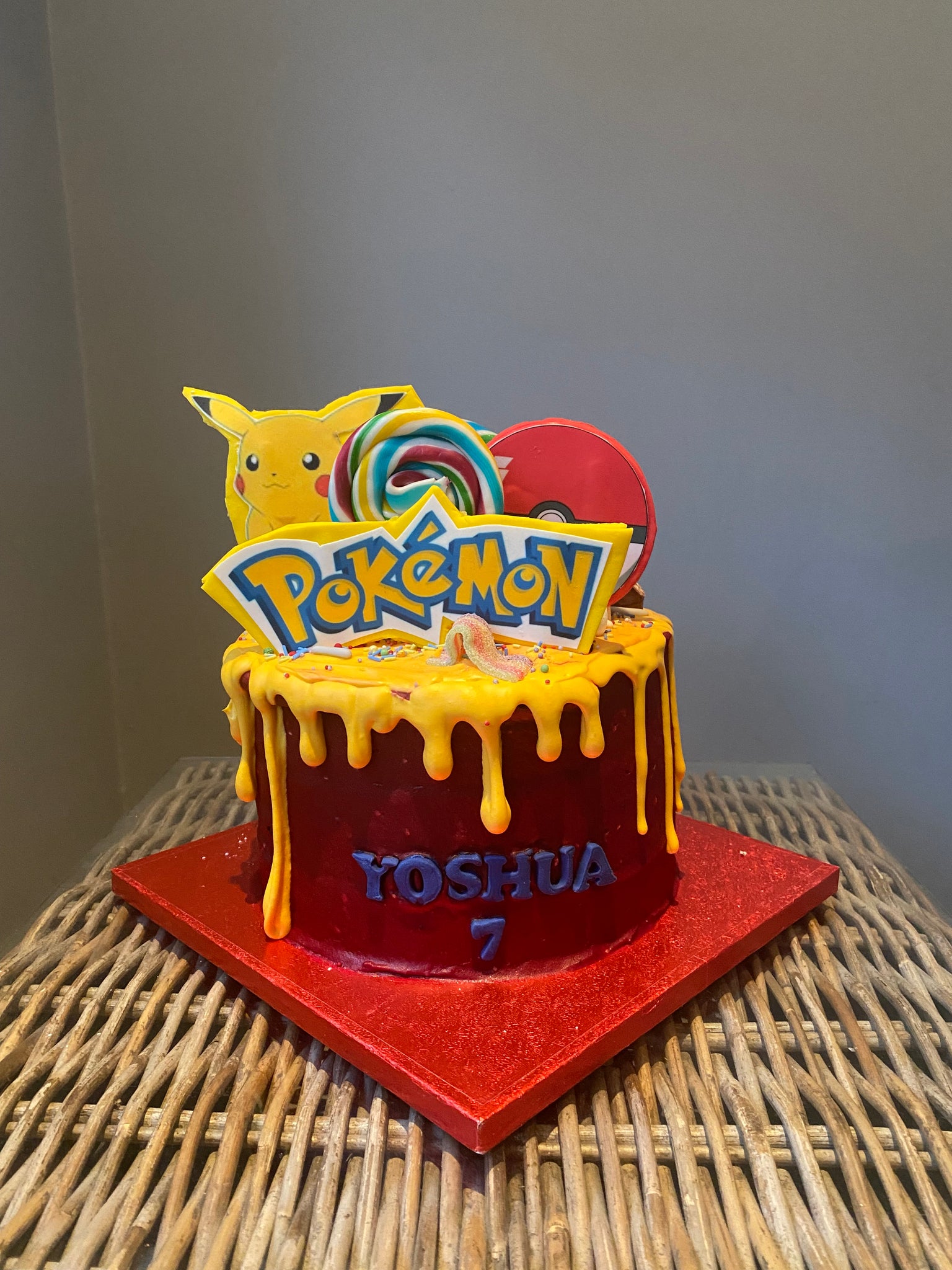 Pokémon Character Cake